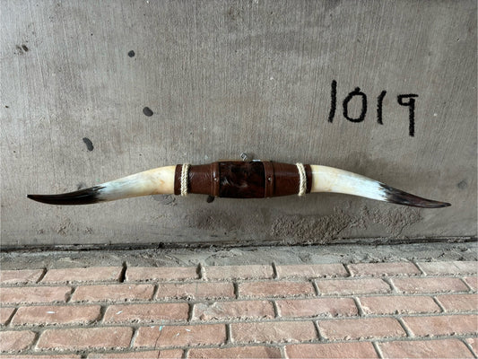 Jefe's XXXL "Cuatro Pies” Bull Horns - Polished Steer Longhorn Mounted Taxidermy - South West Tex-Mex Art - Cowboy Country Ranch Nature Decor