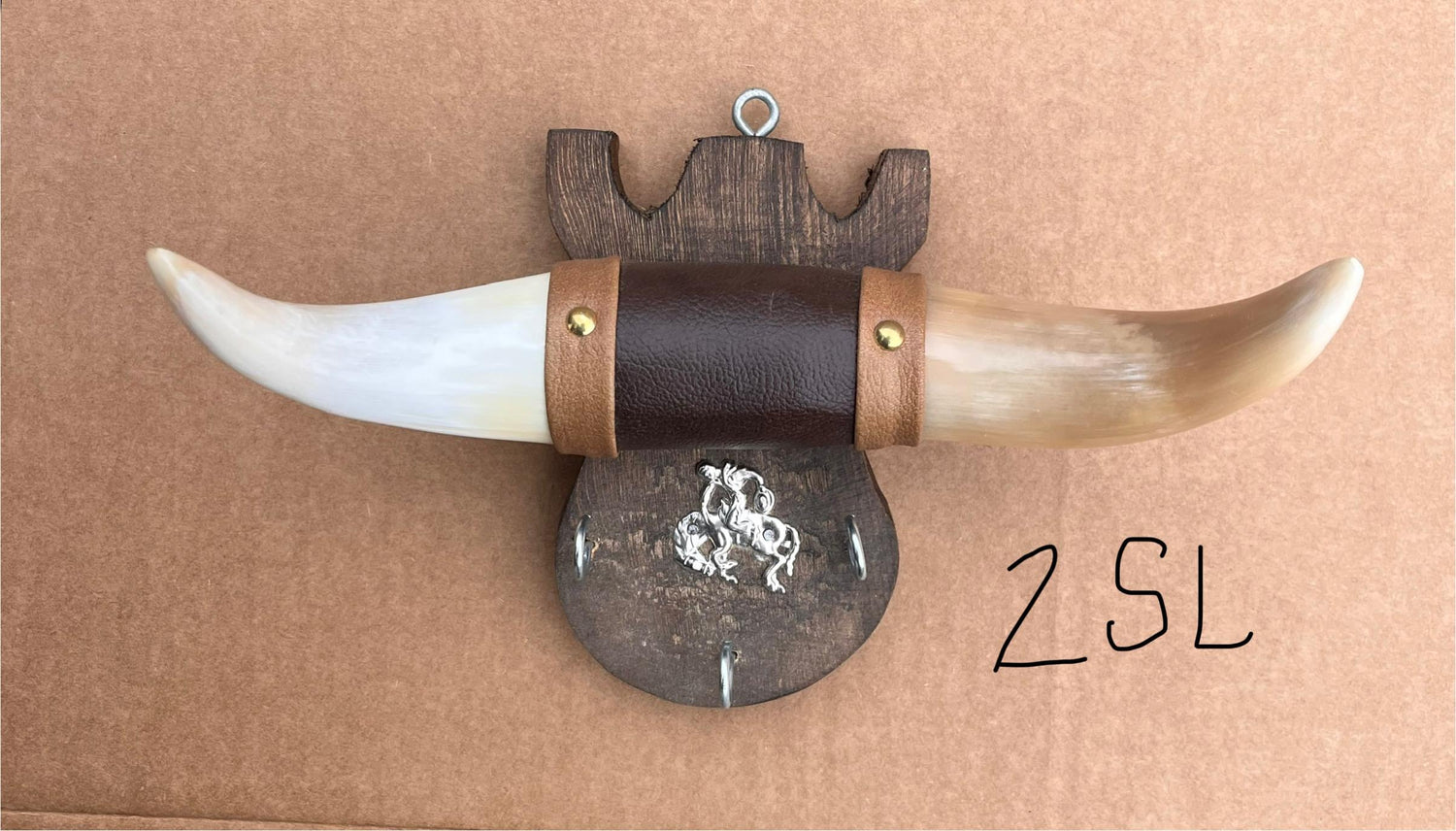 Jefe's Small Keyholder “Llaveros” Steer Horns - Polished Bull Taxidermy Mount - South Native Cowboy Longhorn Art - Ranch Farm Truck Decor